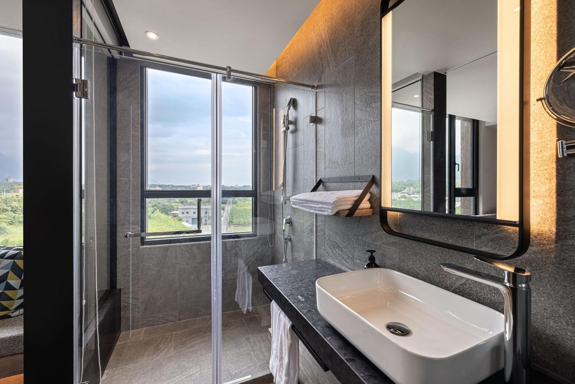 The Moment Hotel Hualien By Lakeshore Shunan Habitación foto